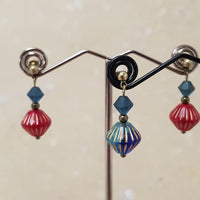 Bicone earrings / red blue